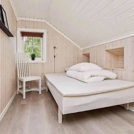 8 Person In Valldal-by Traum Valldal